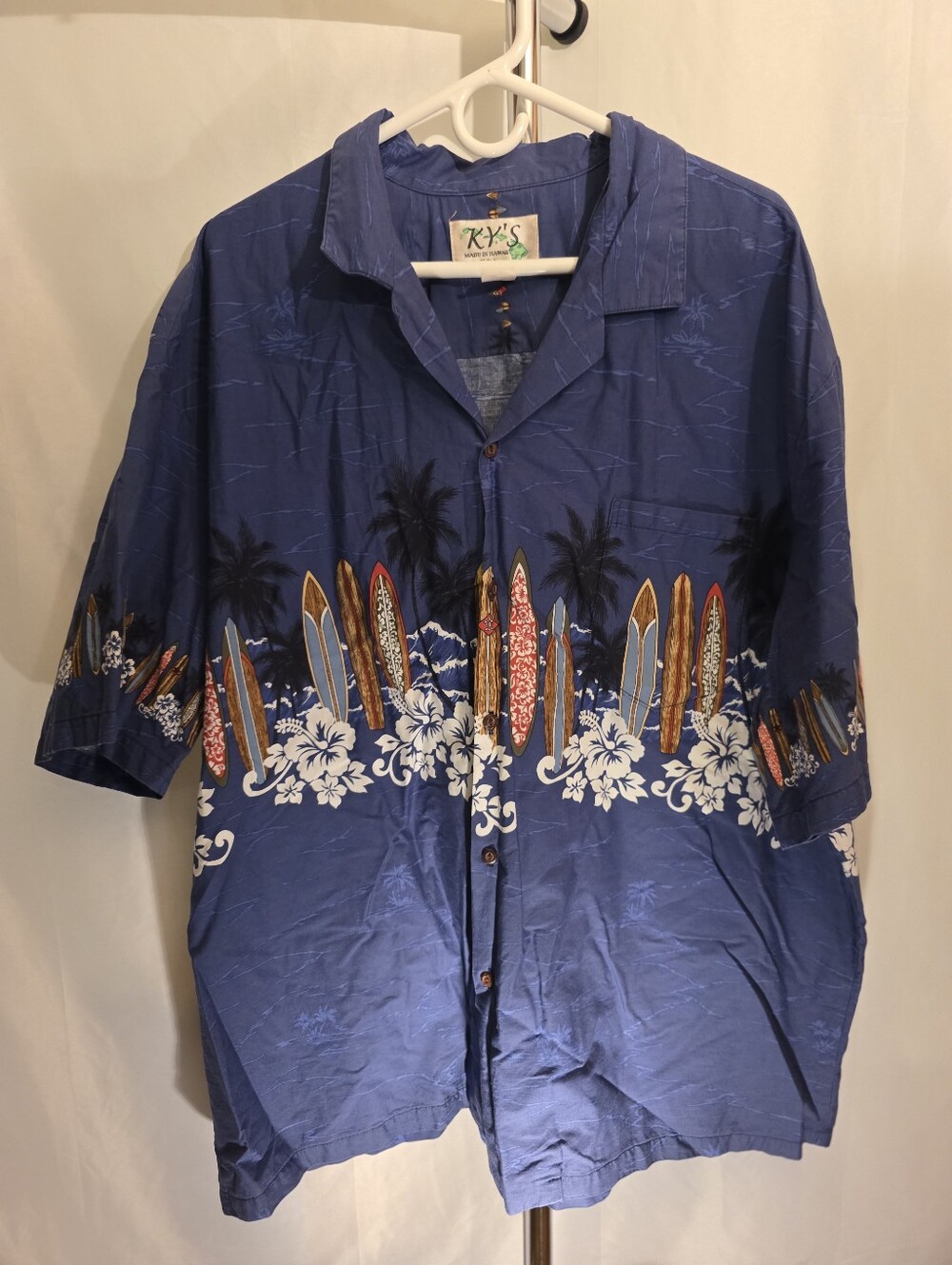 Hawaiian Button-Front Shirt